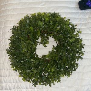 Green Wreath Decor